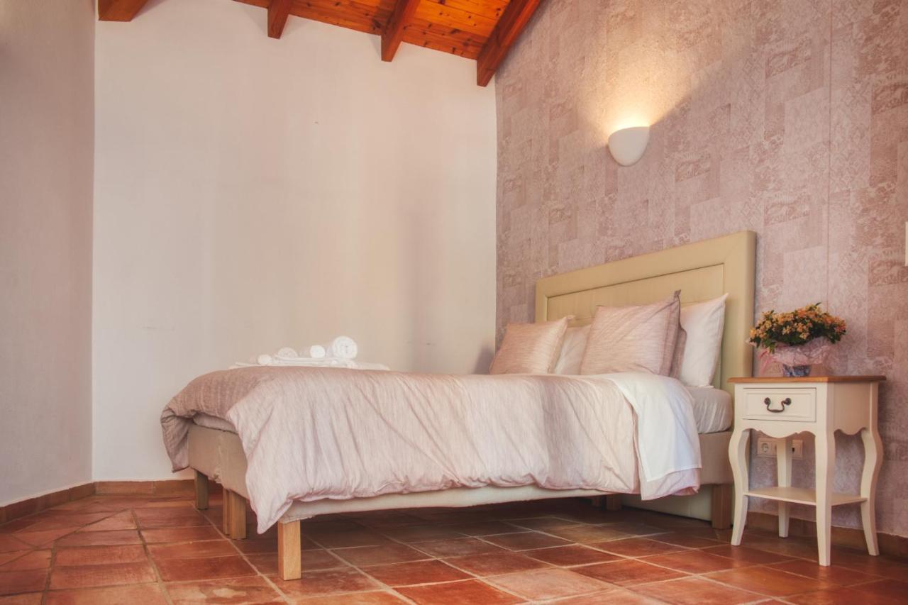 לאגוּ‏ש Moonshine Guest House With Private Studios And Private Cottage מראה חיצוני תמונה
