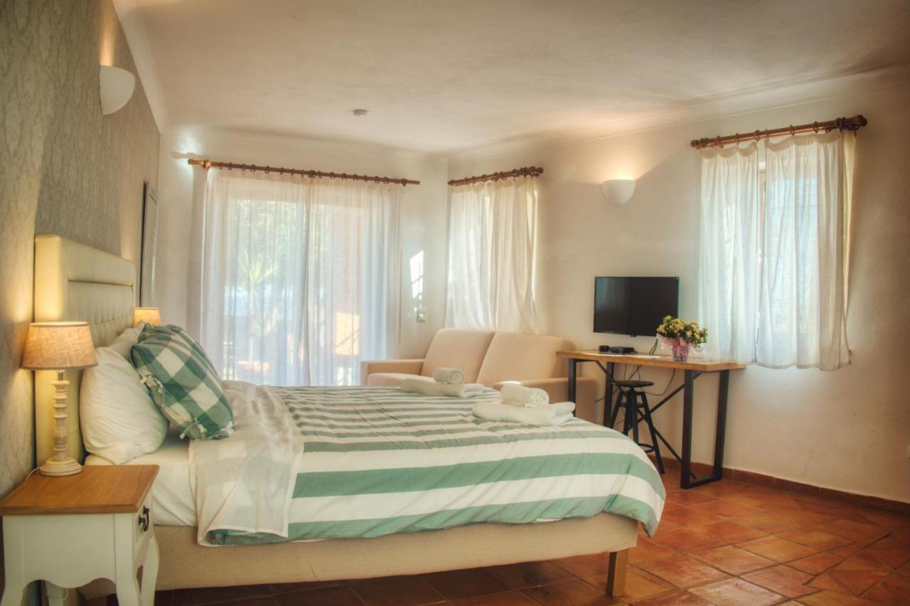 לאגוּ‏ש Moonshine Guest House With Private Studios And Private Cottage מראה חיצוני תמונה