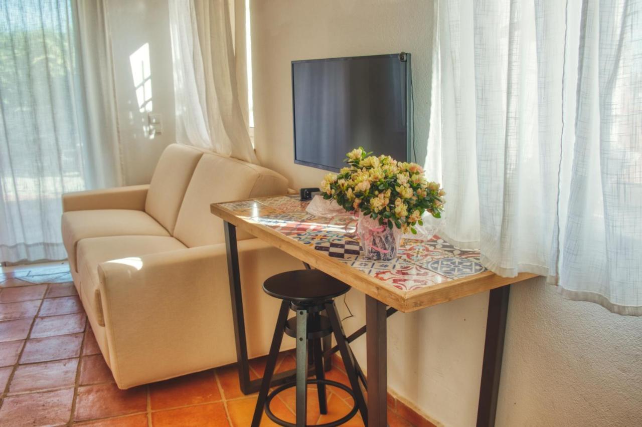 לאגוּ‏ש Moonshine Guest House With Private Studios And Private Cottage מראה חיצוני תמונה